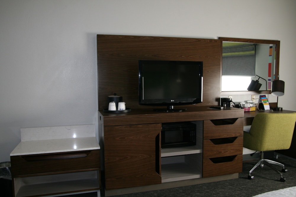 Hampton Inn Clarion - photo 7