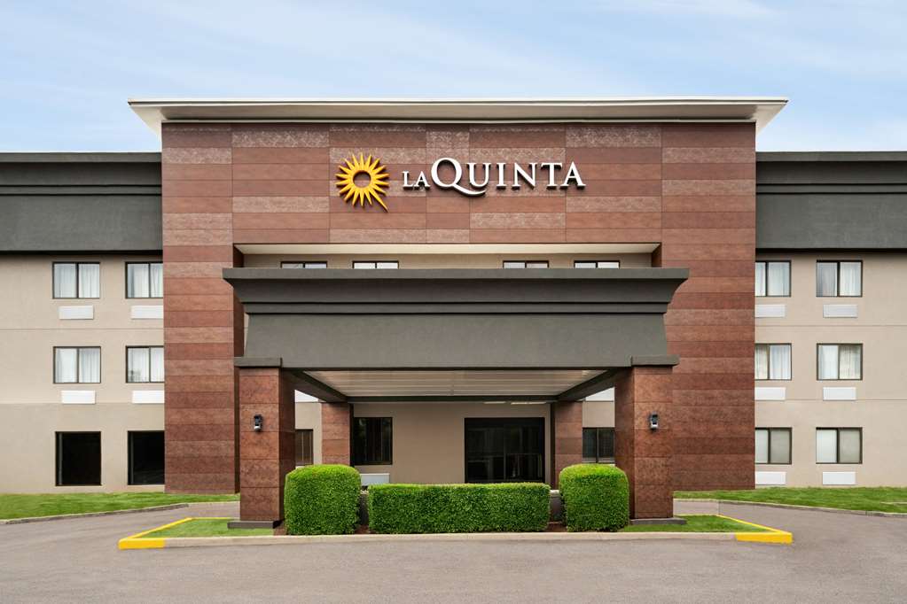 La Quinta Inn by Wyndham Birmingham Inverness - photo 2