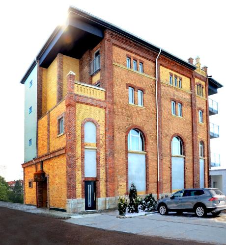 1880 Lofthaus & Apartmenthaus — 4-Star Luxury Hotel in Gera, Germany