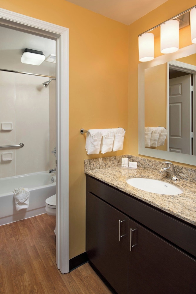 TownePlace Suites by Marriott Atlanta Alpharetta - photo 13