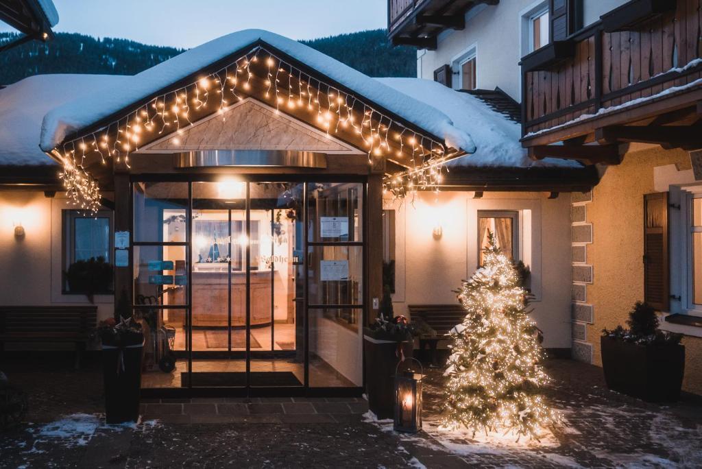 Hotel Villa Waldheim — hotel in San Candido