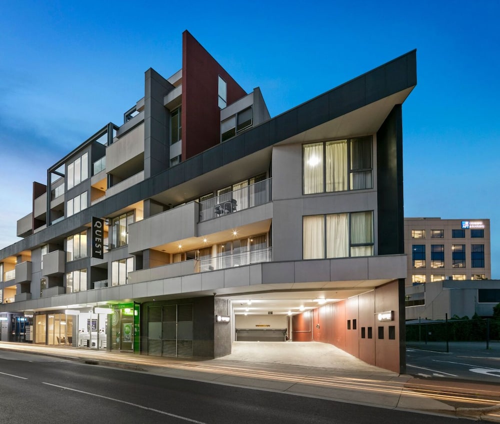 Quest Cheltenham — 4-Star Luxury Hotel in Cheltenham, Australia