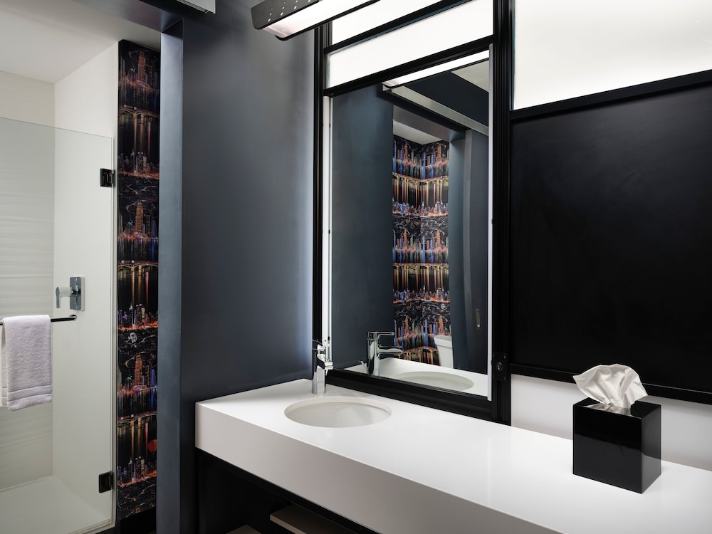 Aloft Knoxville West - photo 9