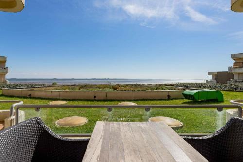 Haus Bi De Wyk D6b — 4-Star Luxury Hotel in Wyk Auf Foehr, Germany