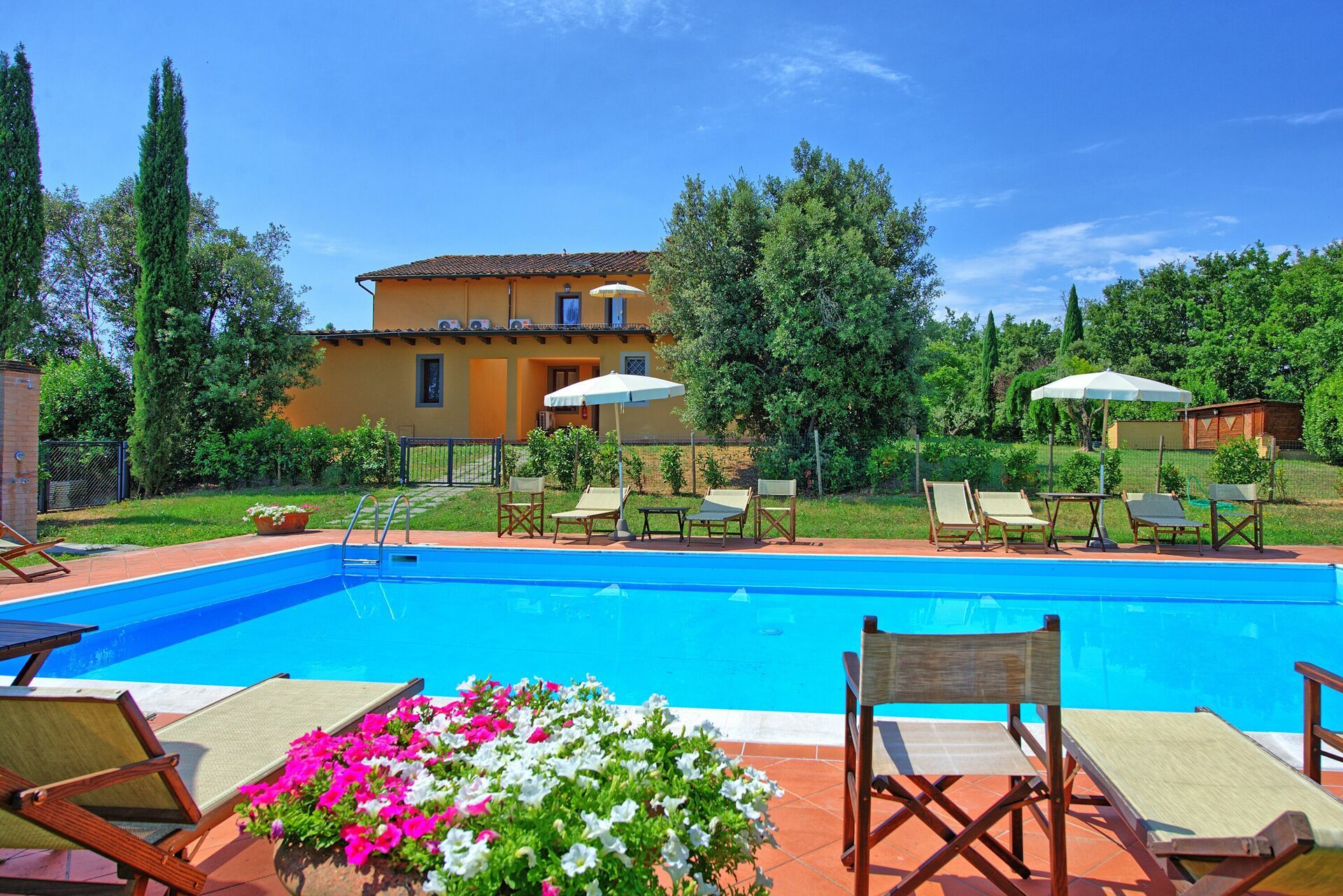 Nicola by PosarelliVillas — hotel in Cerreto Guidi
