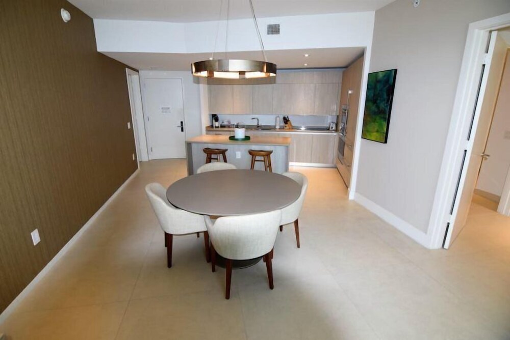 Oceanfront & Bay View 2 Bed 2 Bath @ Hyde Beach Resort - photo 15