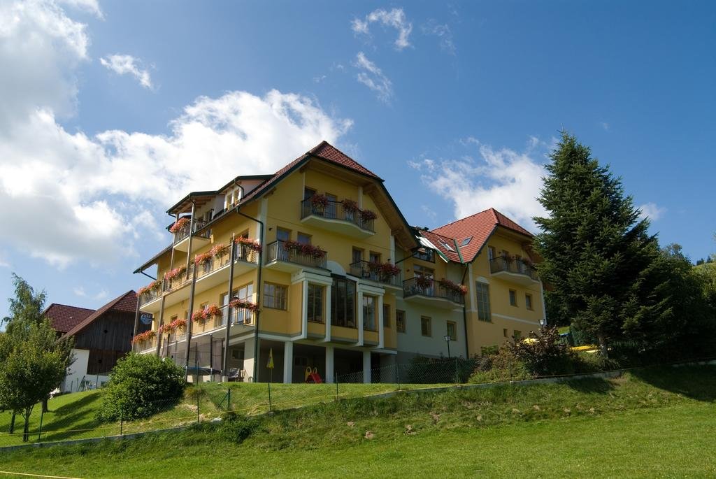 Wildwiesenhof — hotel in Miesenbach