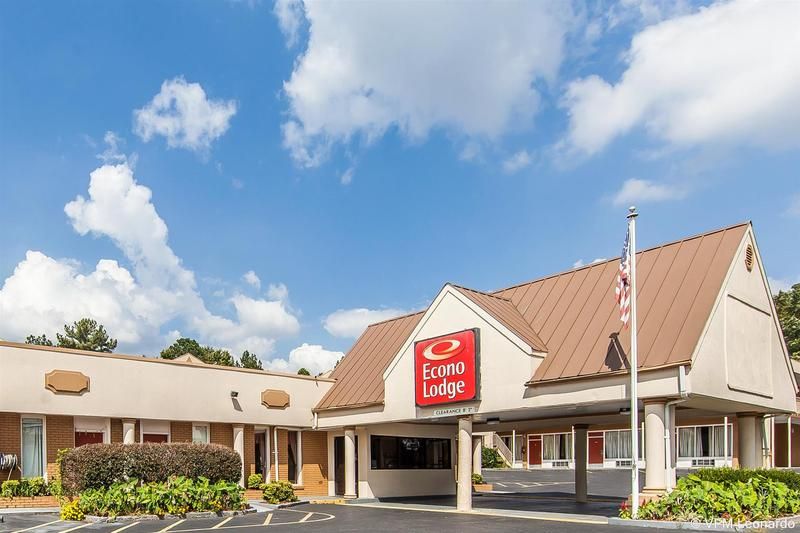 Econo Lodge Cleveland - photo 14
