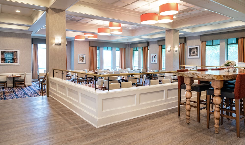 DoubleTree by Hilton Philadelphia West - photo 46