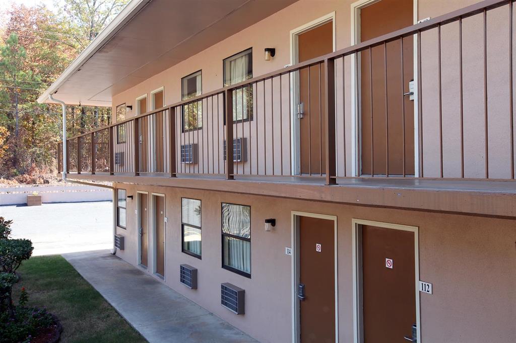 Americas Best Value Inn Malvern - photo 3