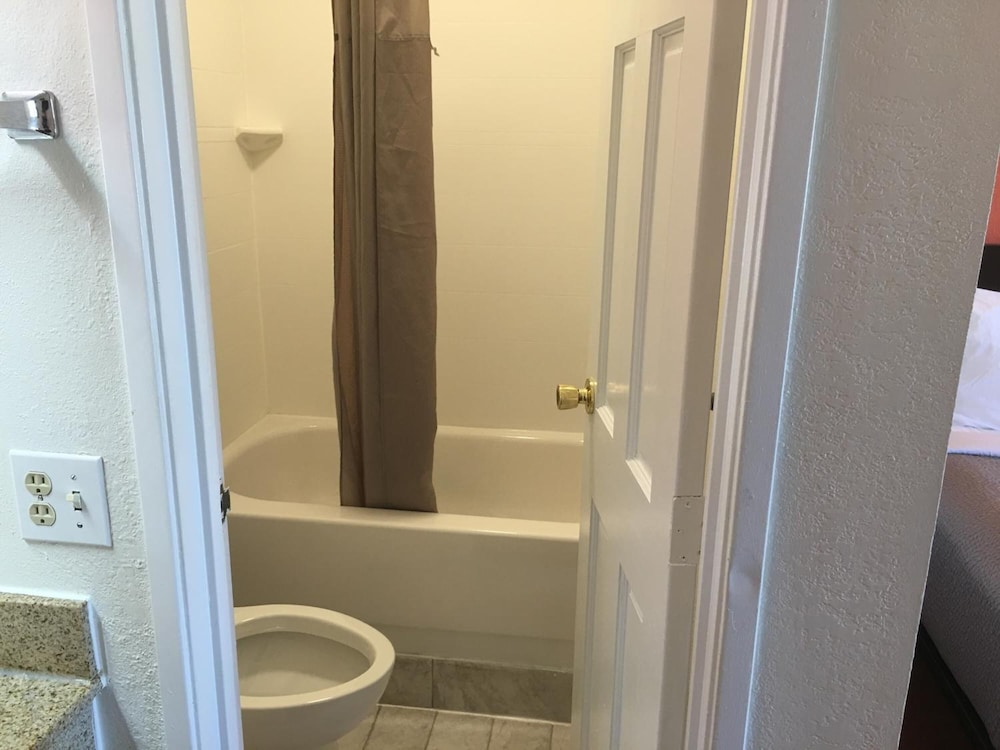 Motel 6 Richmond VA Midlothian Turnpike - photo 24