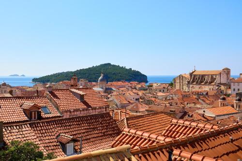 Modern Stone House luxury suites in Dubrovnik Old Town