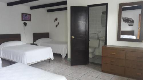 Hotel de Cortez y Larraz — Antigua Guatemala — photo 2