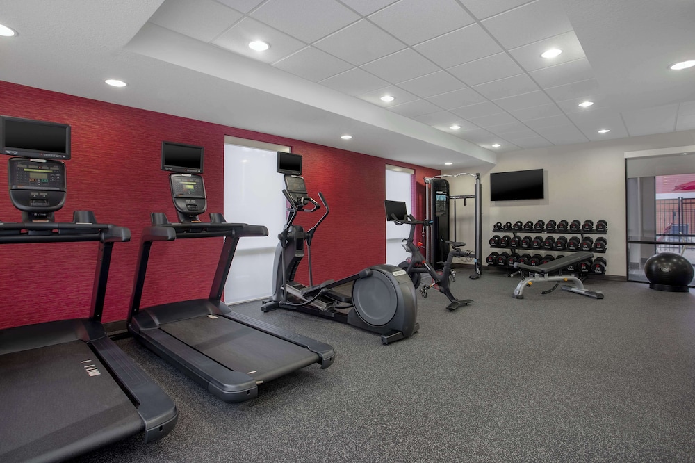 Home2 Suites by Hilton Gainesville Medical Center - photo 35
