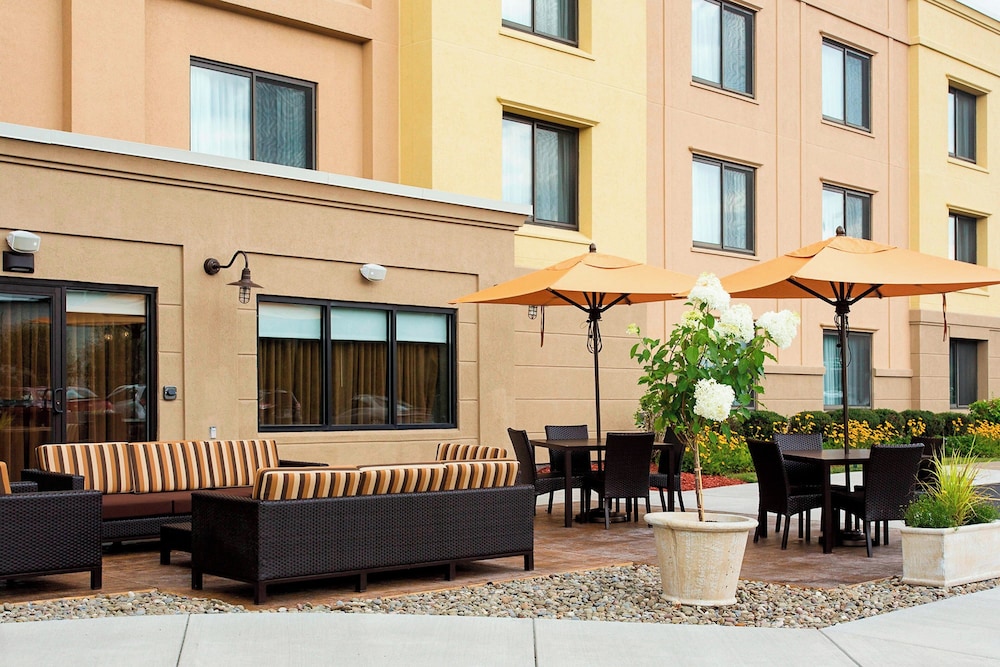Courtyard Marriott Binghamton - photo 49