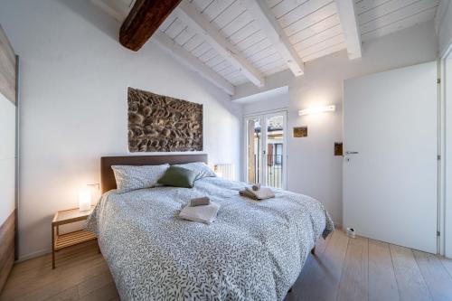 Casa Anna Vicolo Satiro Old Town — 4-Star Luxury Hotel in Verona, Italy