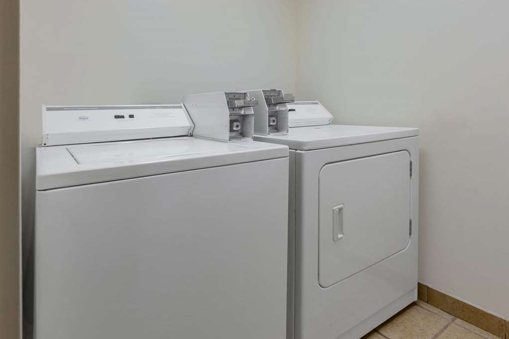 Days Inn by Wyndham Altavista - photo 37
