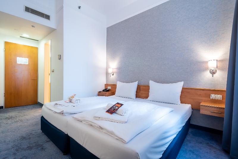 Hotel Golden Park Budapest — 4-Star Luxury Hotel in Budapest, Hungary