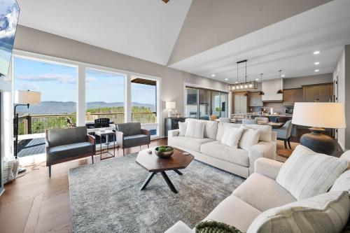 Friends in High Places in Boone, United States