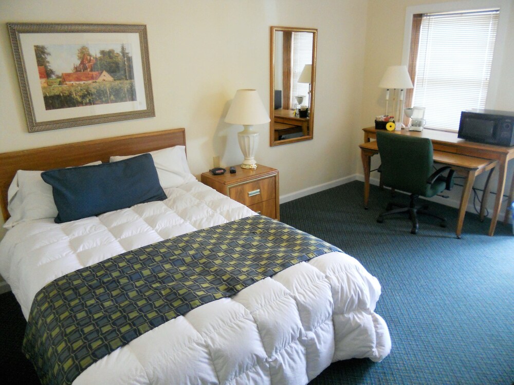 Travelier Motel - photo 3