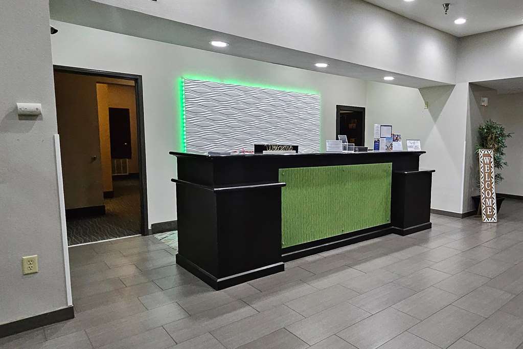 Ramada by Wyndham Burkburnett Wichita Falls - photo 5