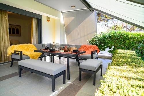 Athenian Riviera Prestige 2 bedroom — 4-Star Luxury Hotel in Athens, Greece