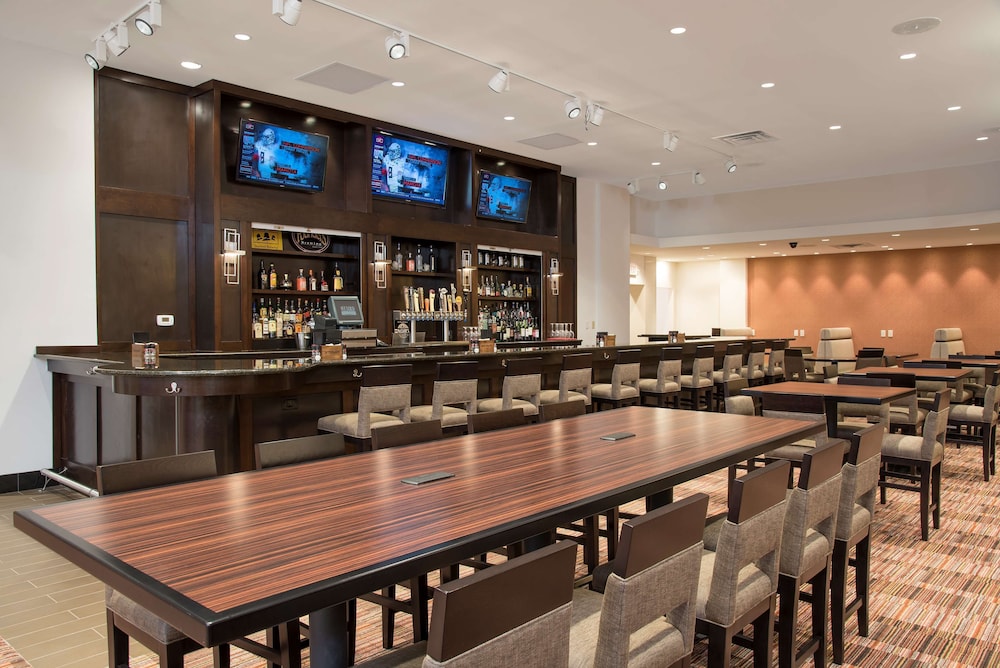 DoubleTree by Hilton Hotel Grand Rapids Airport - photo 57