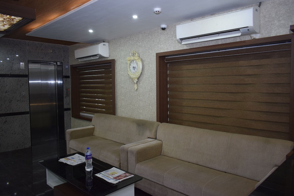 Shri Subham Residency in Tiruchirappalli, India