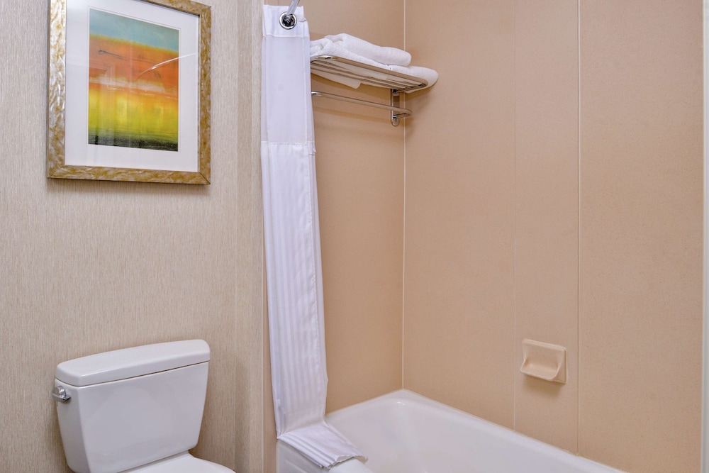 Hilton Garden Inn Boise Spectrum - photo 43