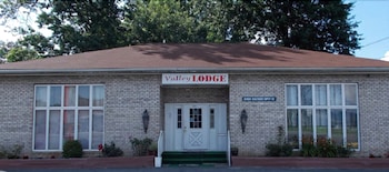 Valley Lodge