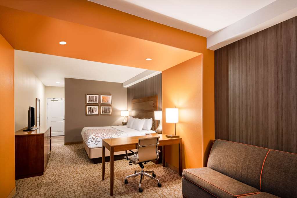 La Quinta Inn & Suites by Wyndham Durango - photo 24