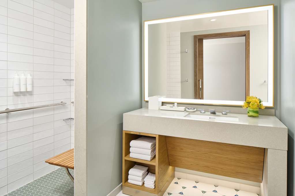 Outrigger Kona Resort & Spa - photo 189