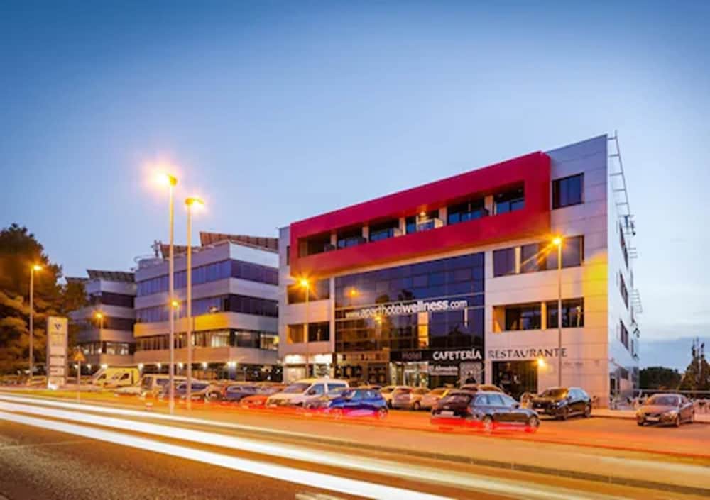 Aparthotel Wellness — Paterna