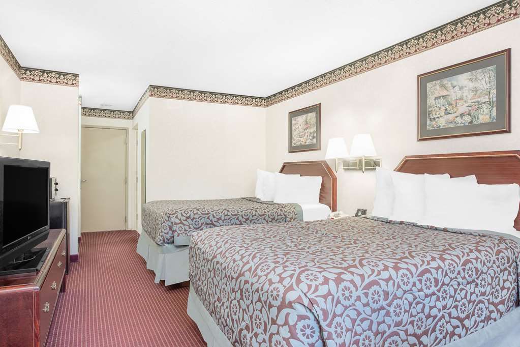 Gray Inn and Suites - photo 4