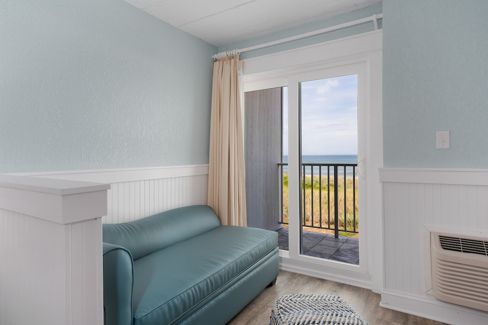 John Yancey Oceanfront Inn - photo 49