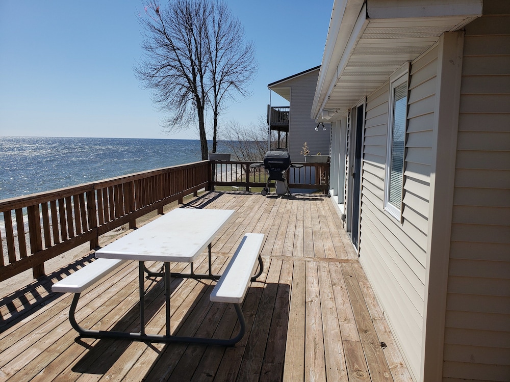 Algoma Beach Motel - photo 43