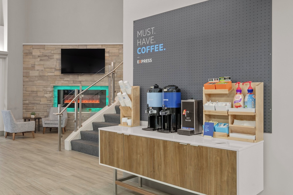 Holiday Inn Express Hershey Harrisburg Area by IHG - photo 28