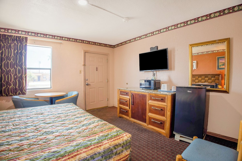 Sands Motel By OYO El Paso near Airport - photo 10