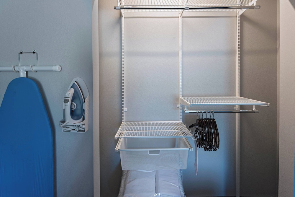 Towneplace Suites Baton Rouge Port Allen - photo 9