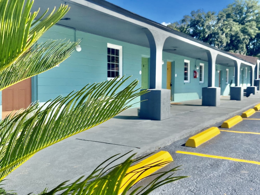 Inn On 17 - featured photo