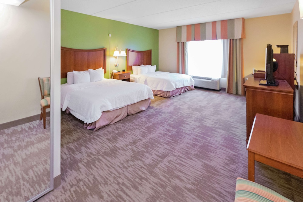Hampton Inn & Suites Blairsville - photo 11
