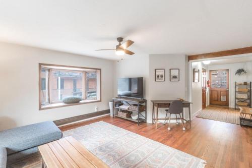 225 6th Avenue Unit 3 - photo 19