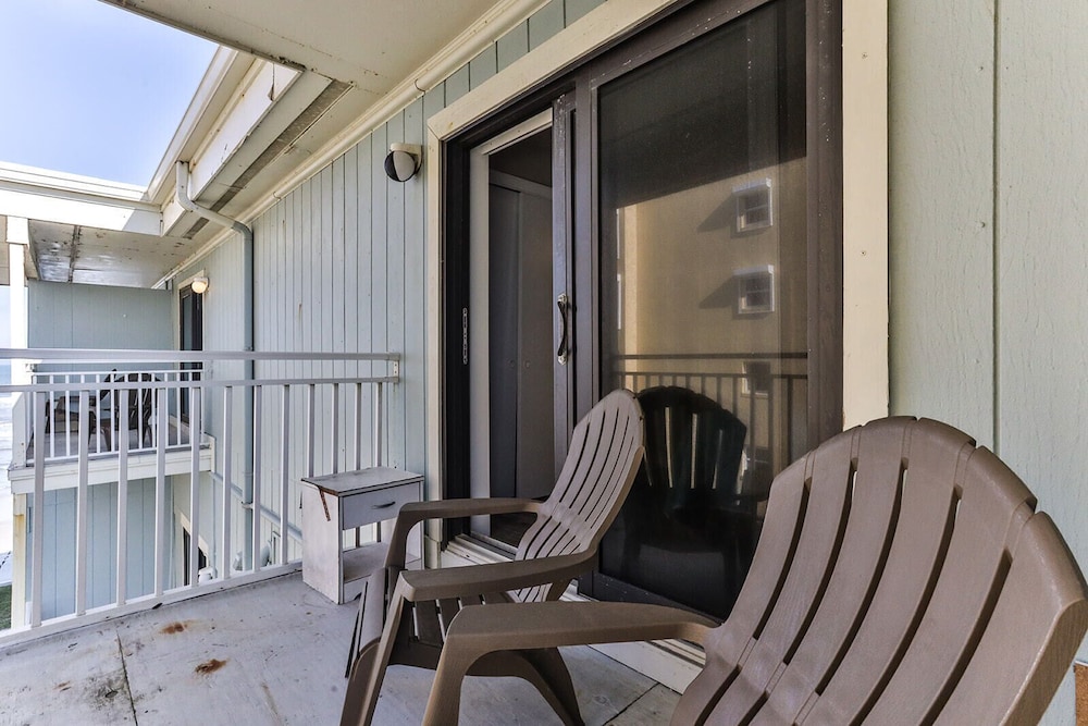 Coastal Waters Inn - photo 140