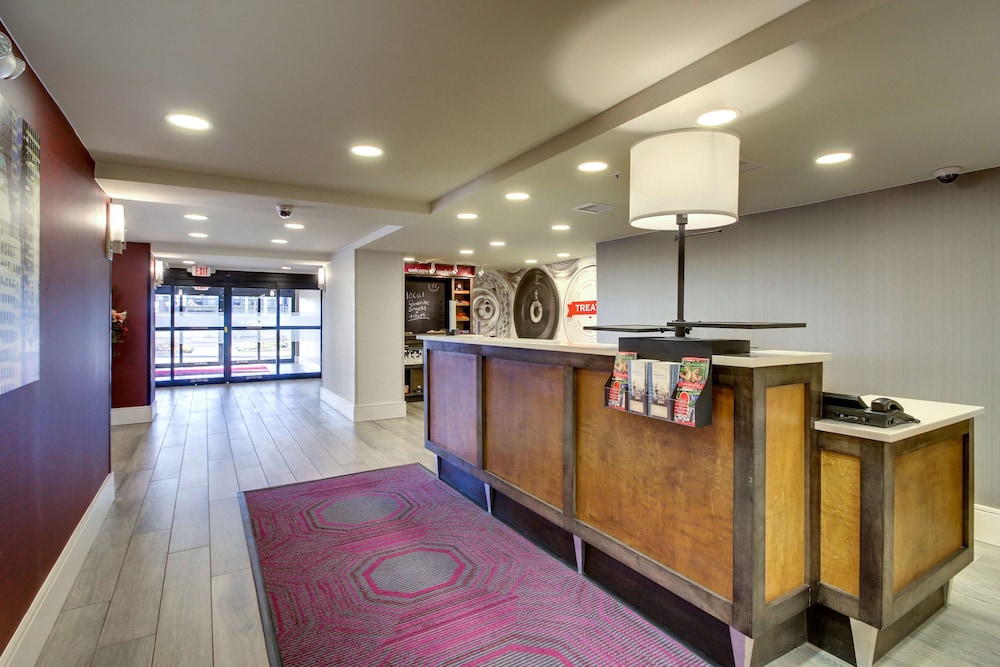 Hampton Inn & Suites Cordele - photo 7