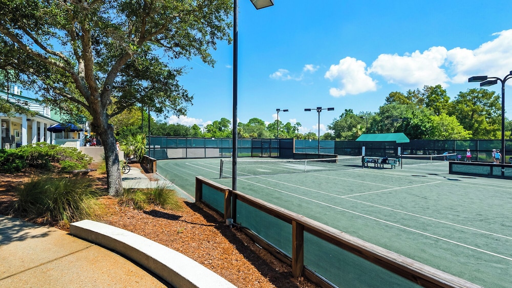 Ground floor Studio at Sandestin Golf & Beach Resort: Sleeps 4 - photo 32