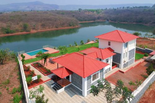 Casa Paun by StayVista A lake view villa with Infinity pool Modern interiors & an amphitheatre — 4-Star Luxury Hotel in Lonavla, India