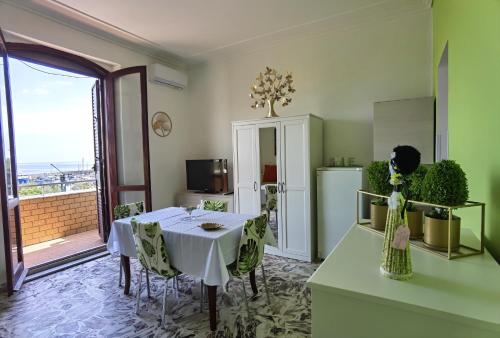 Sicily Sisters House Il Porticciolo — 4-Star Luxury Hotel in Catania, Italy