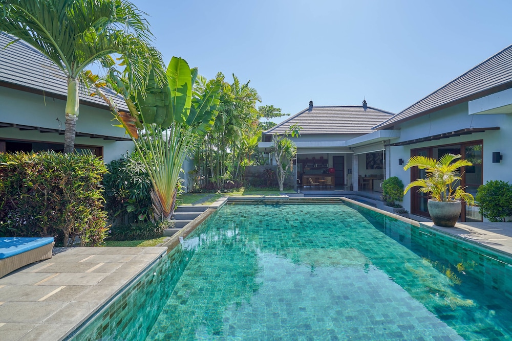 Villa Koru — 4-Star Luxury Hotel in Seminyak, Indonesia