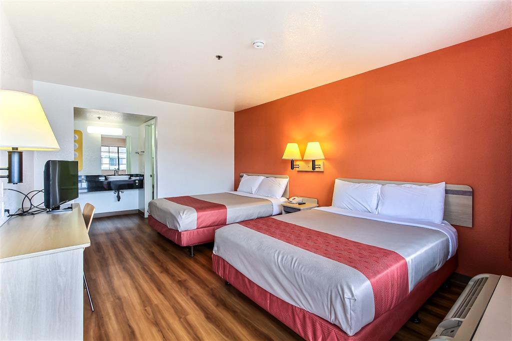 Motel 6 Salinas CA North Monterey Area - photo 11