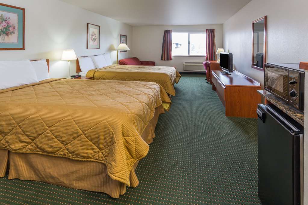 Travelodge Suites by Wyndham Newberg - photo 14